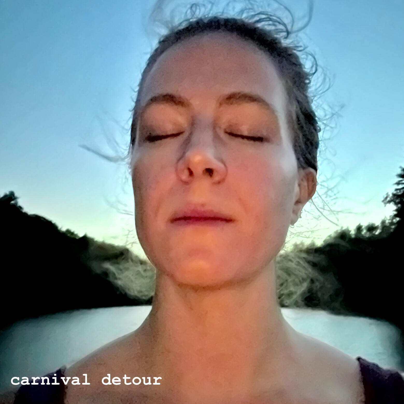 Listen to Carnival Detour